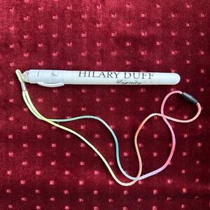 Hilary Duff Dignity Tour 2007 Light stick with Rainbow Lanyard